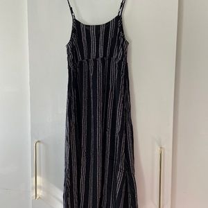 MOTHERHOOD MATERNITY: Black + White Slipdress